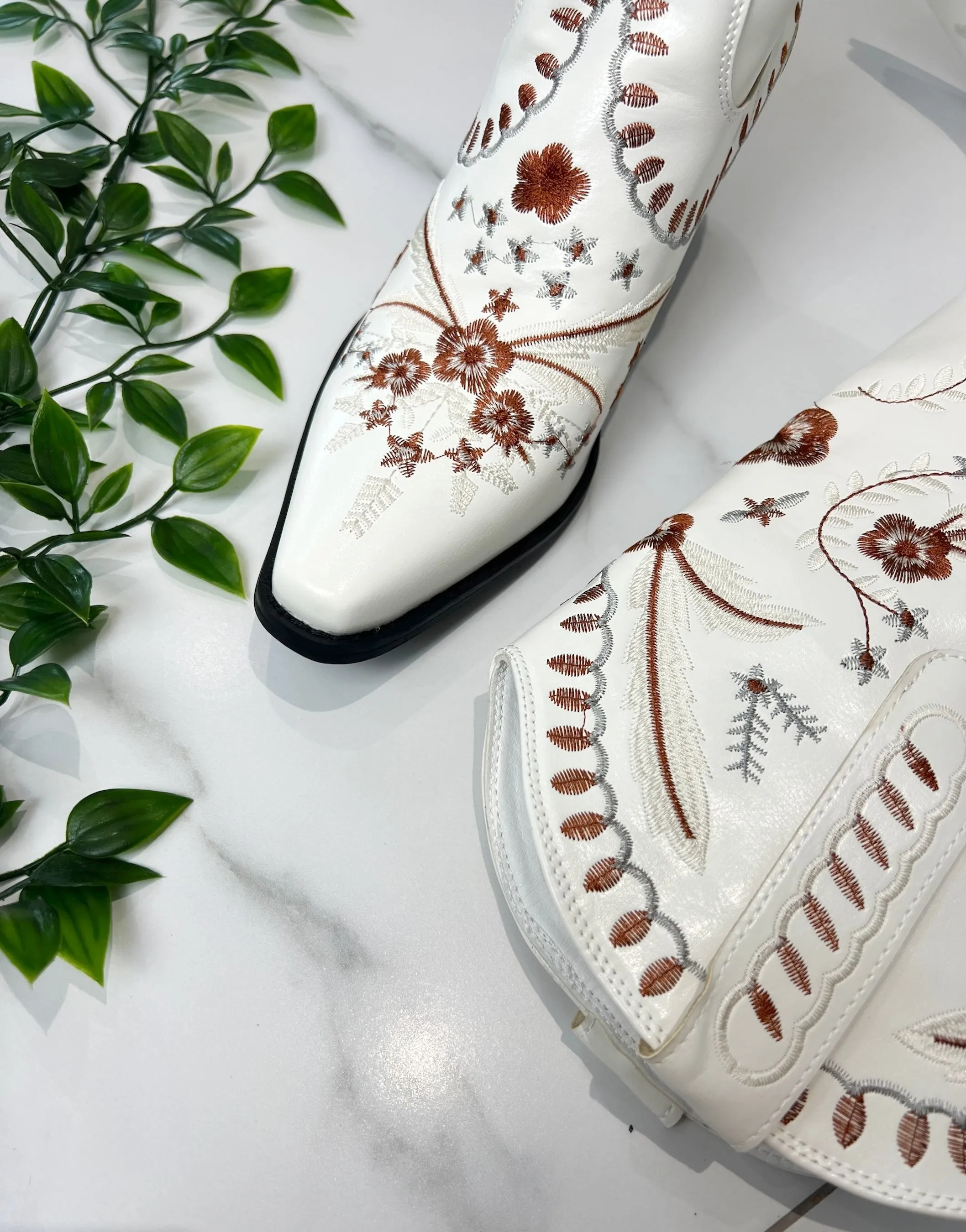 Cecilia Cream Knee high Cowboy Boots