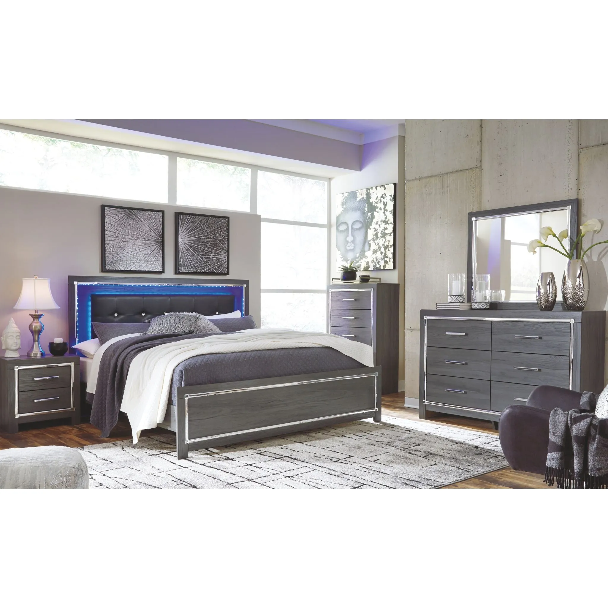 Lodanna Platform Bed