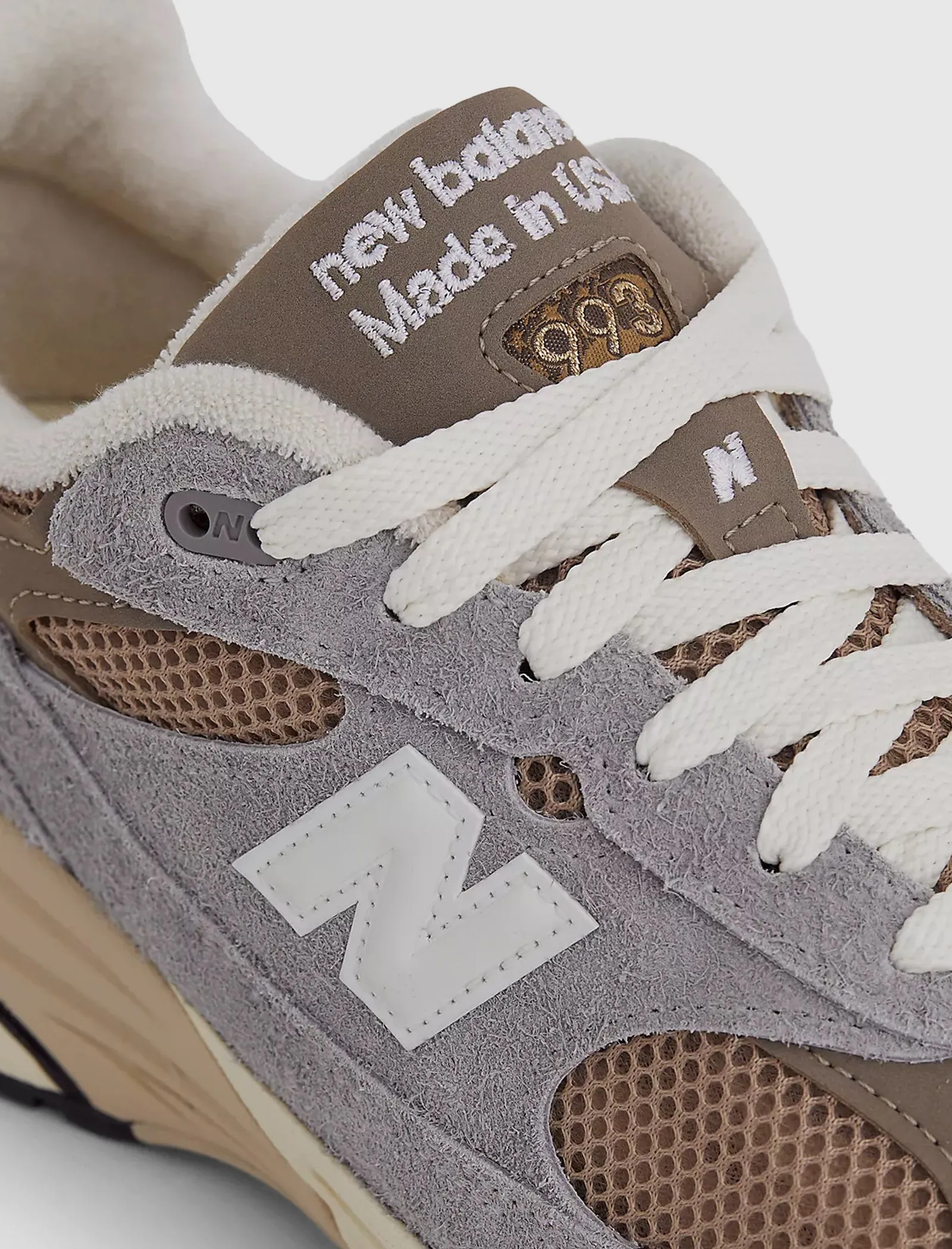 MADE IN USA 993 "SHADOW GREY"