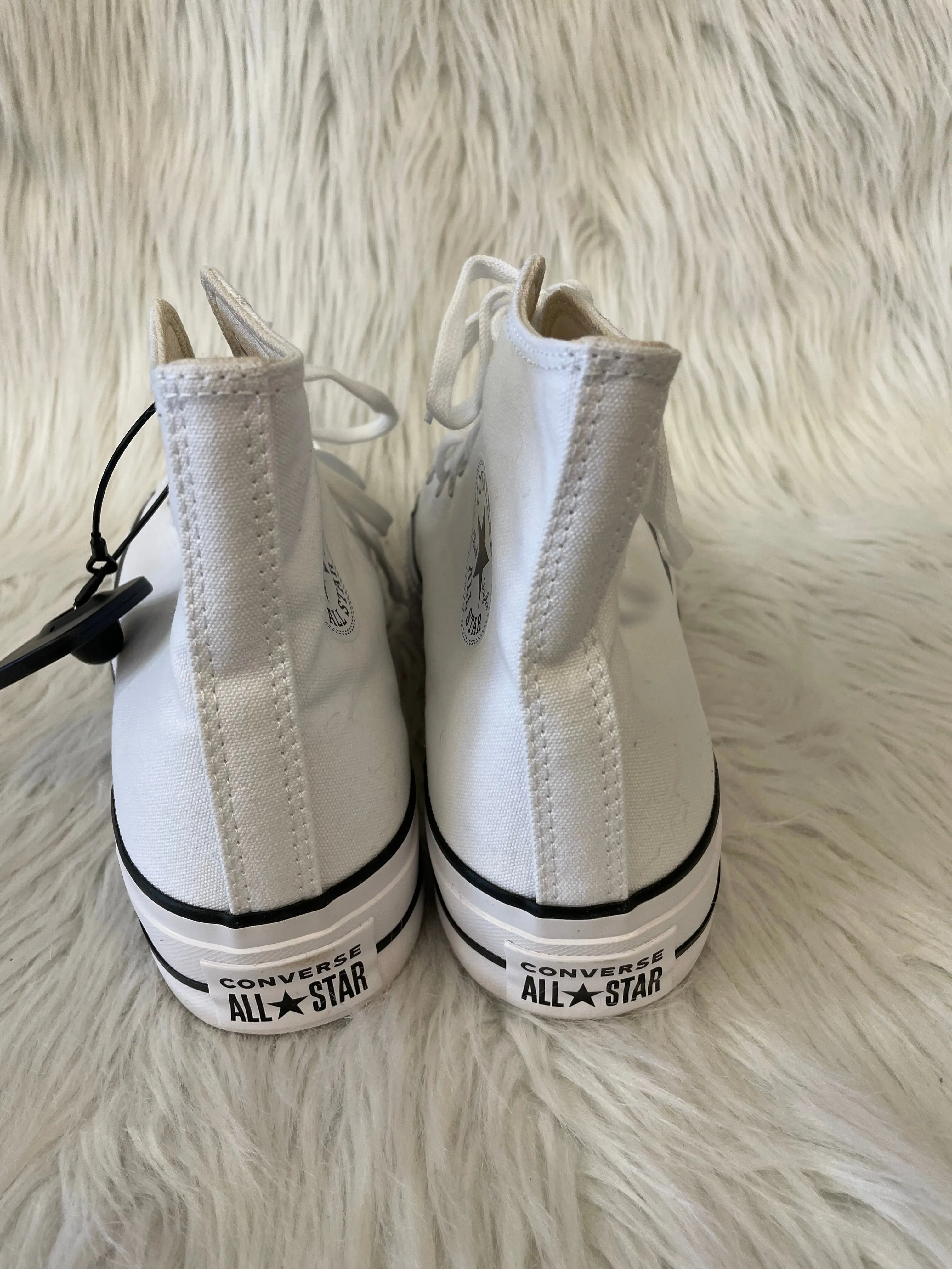 Shoes Sneakers Platform By Converse In White, Size: 9.5