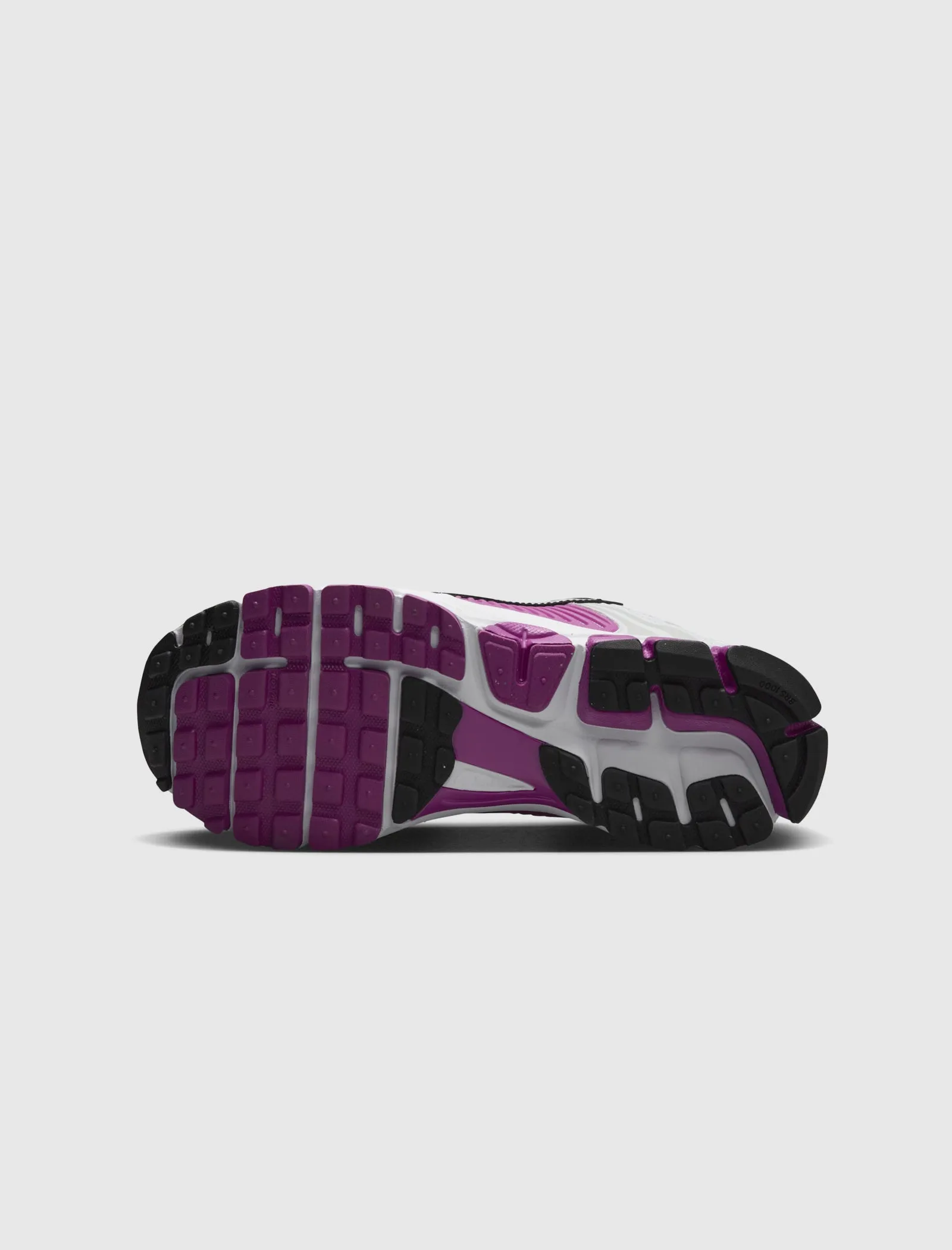 WOMEN'S NIKE ZOOM VOMERO 5 "HOT FUCHSIA"